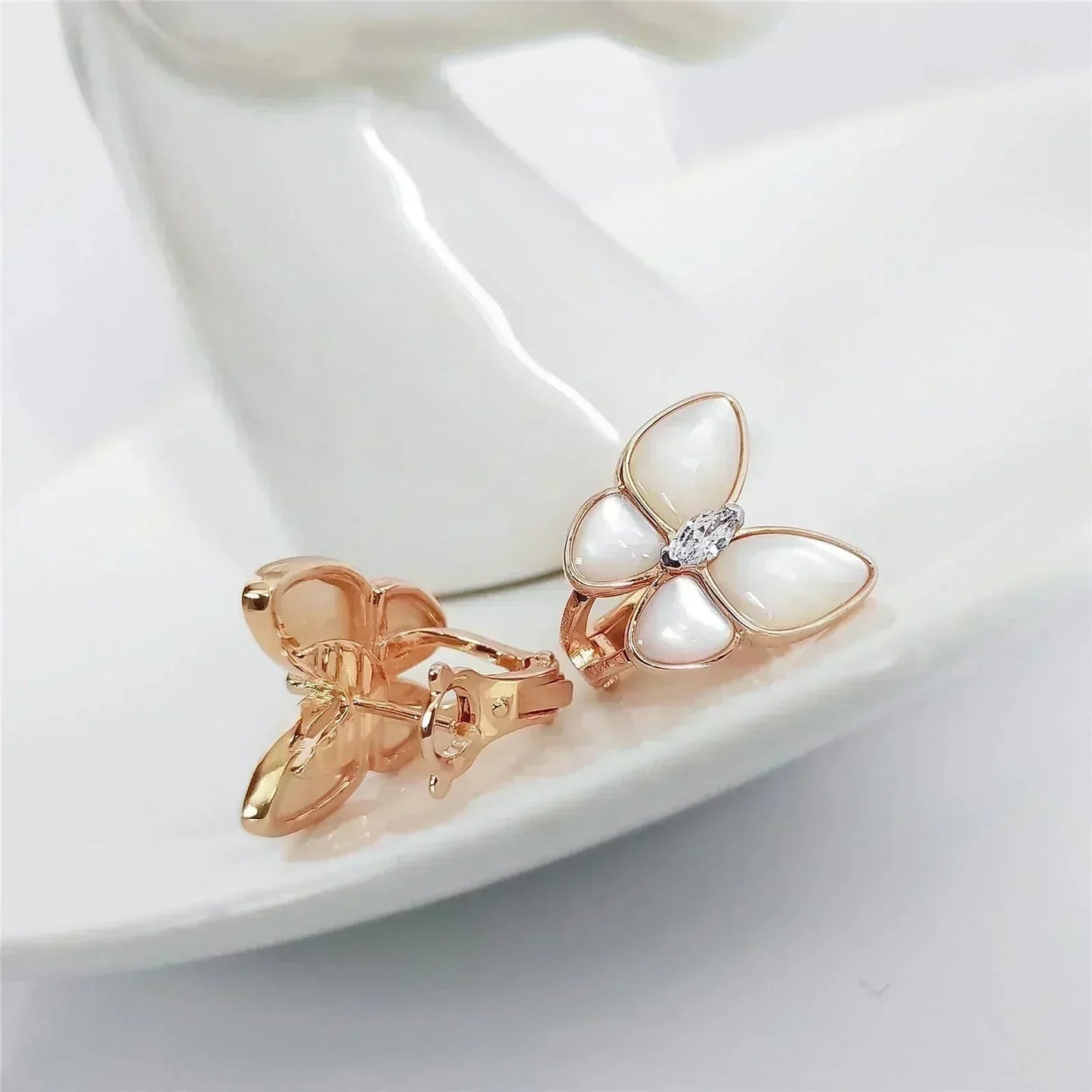 [Eternal Jewelry]BUTTERFLY MOP DIAMOND EARRINGS