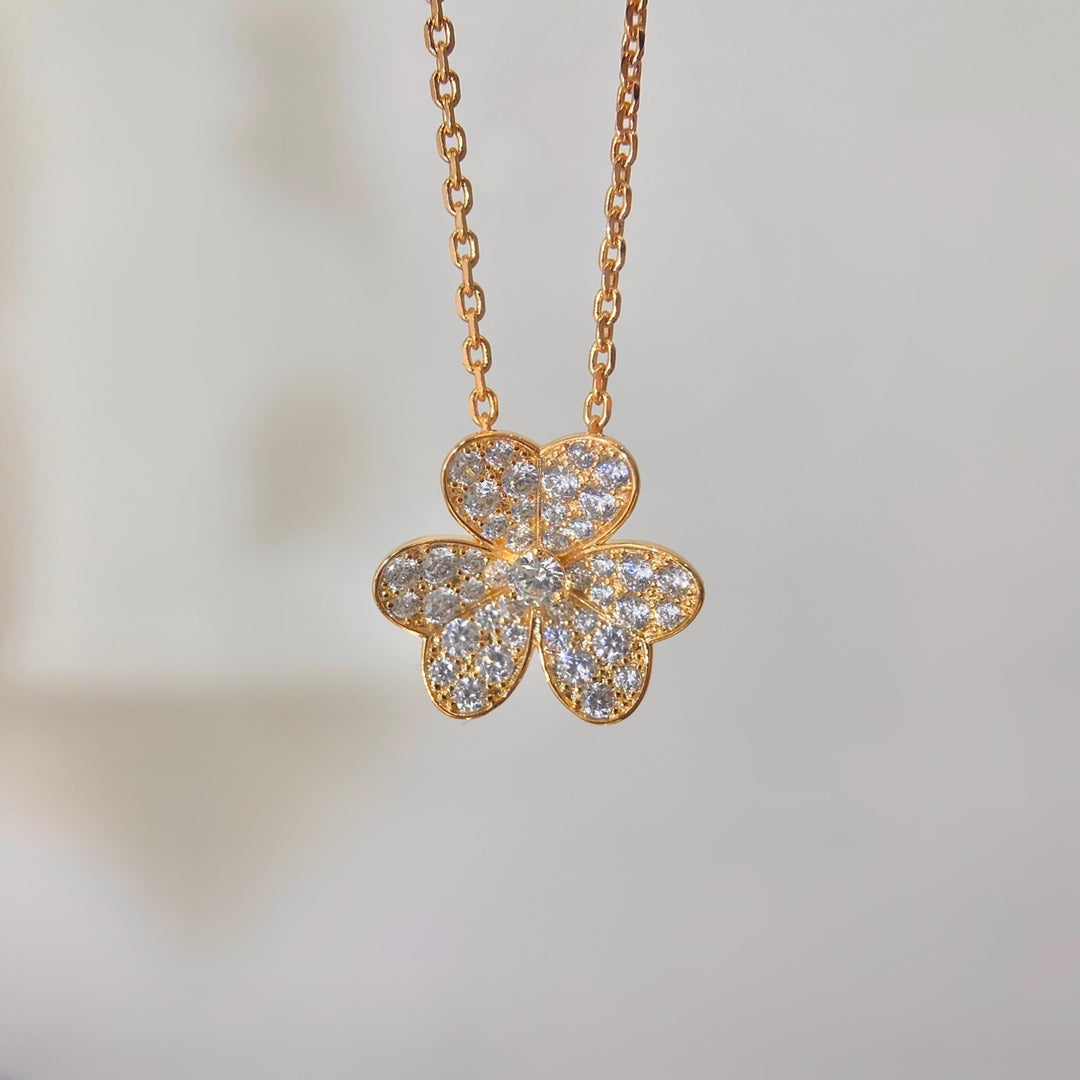 [Eternal Jewelry]FLOWER DIAMOND NECKLACE