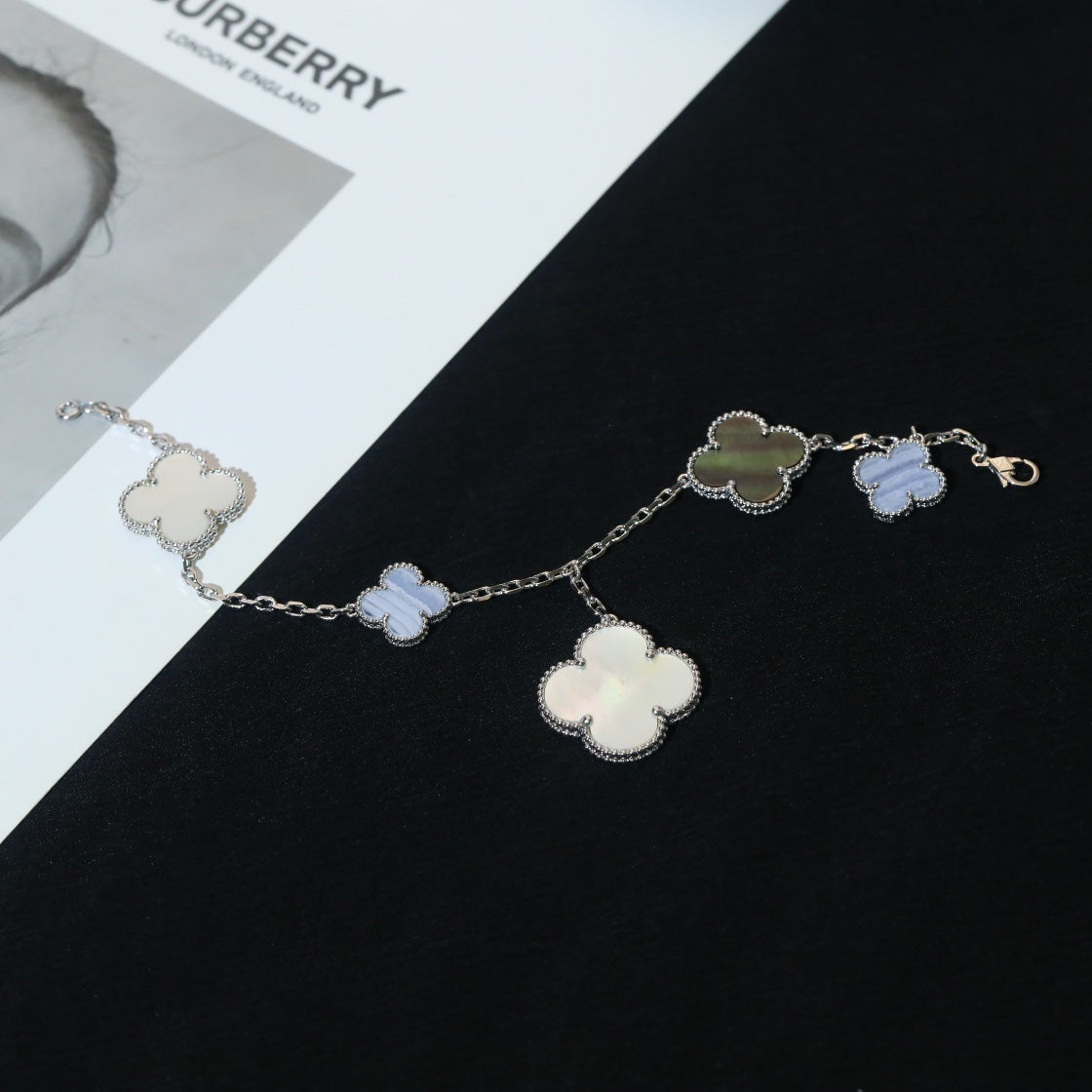 [Eternal Jewelry]CLOVER BRACELET 5 MOTIFS MOP CHALCEDONY SILVER