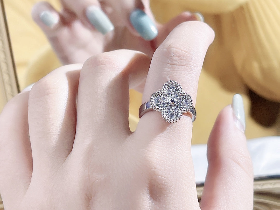 [Eternal Jewelry]CLOVER DIAMOND RING