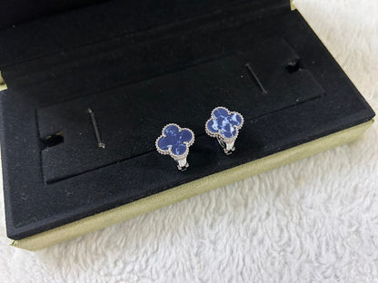 [Eternal Jewelry]CLOVER PIETERSITE MEDIUM STUD EARRINGS