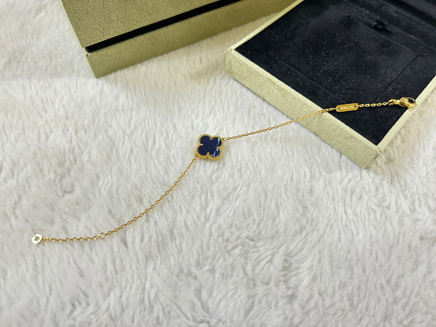 [Eternal Jewelry]CLOVER 1 MOTIF PIETERSITE BRACELET