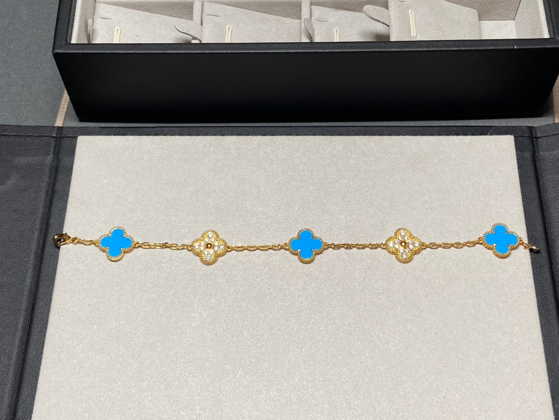[Eternal Jewelry]CLOVER 5 MOTIF BLUE CHALCEDONY DIAMOND GOLD BRACELET