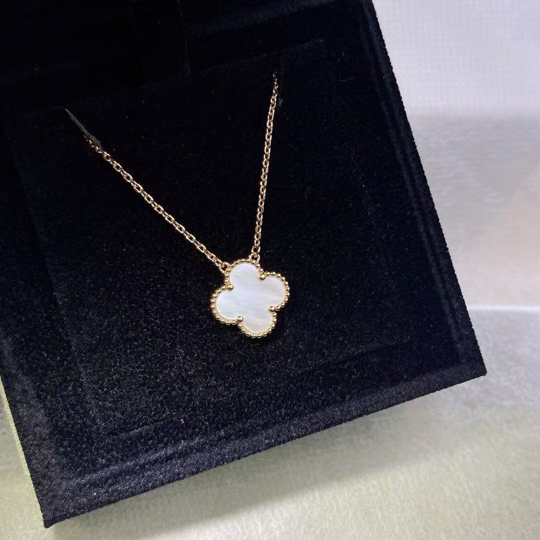 [Eternal Jewelry]CLOVER MINI 15MM WHITE MOTHER-OF-PEARL NECKLACE