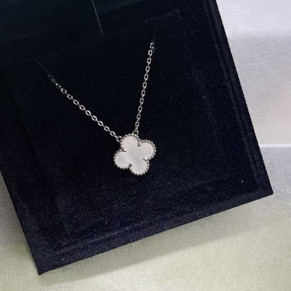 [Eternal Jewelry]CLOVER MINI 15MM WHITE MOTHER-OF-PEARL NECKLACE