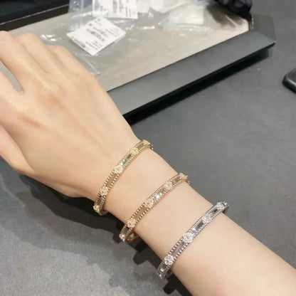 [Eternal Jewelry]CLOVER BRACELET 4MM DIAMONDS