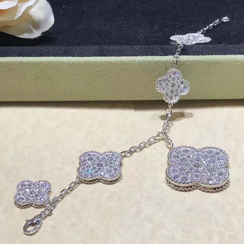 [Eternal Jewelry]CLOVER 6 MOTIFS SILVER DIAMOND BRACELET