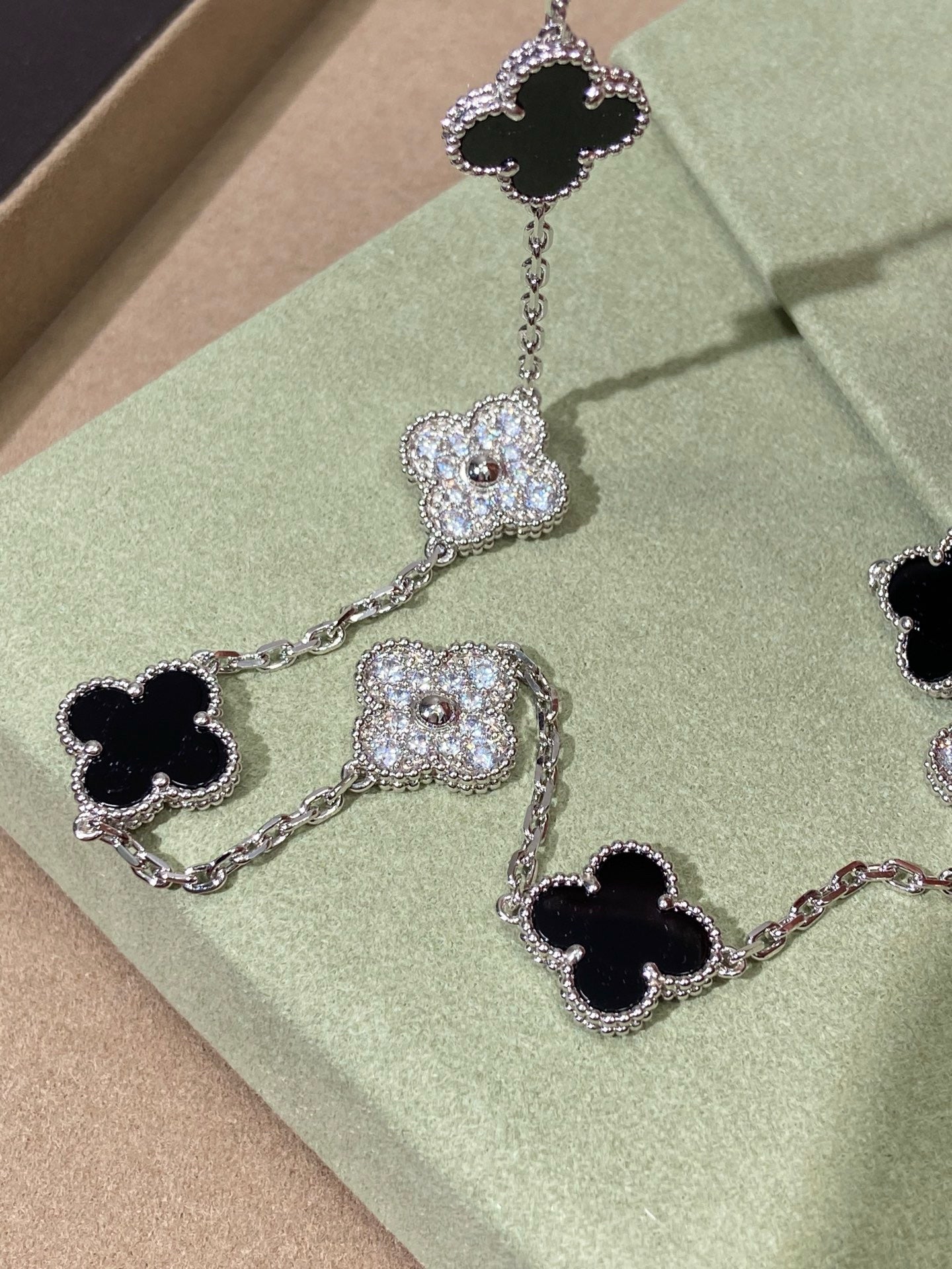 [Eternal Jewellery] Four-Leaf Clover Ten Elements Panda Diamond Silver Necklace