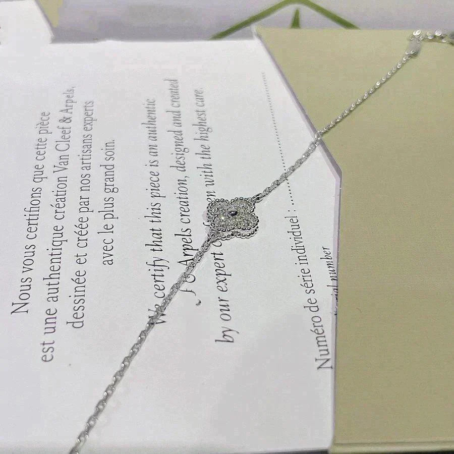 [Eternal Jewelry]CLOVER  SINGLE FLOWER BRACELET SILVER